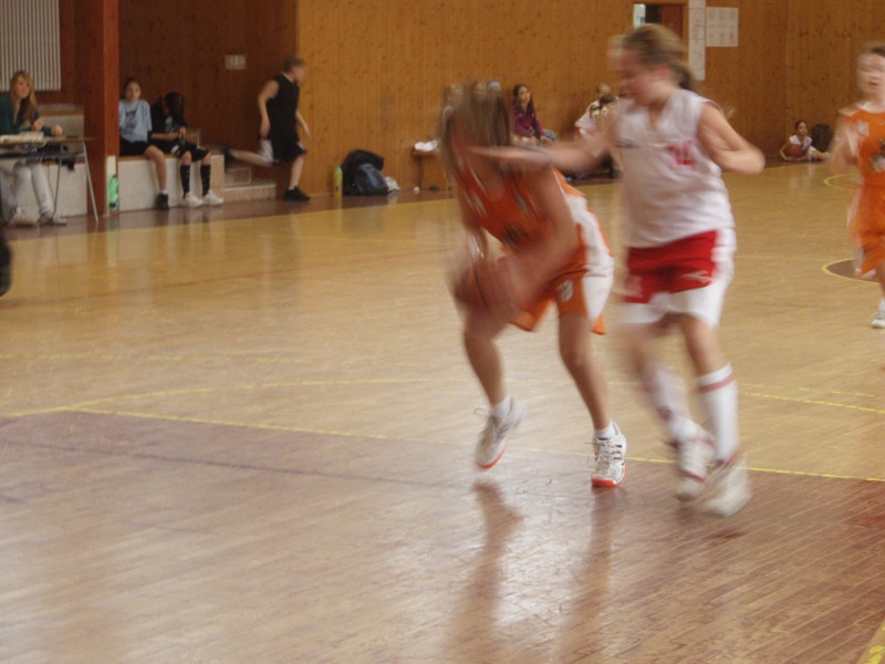 PC061076.jpg