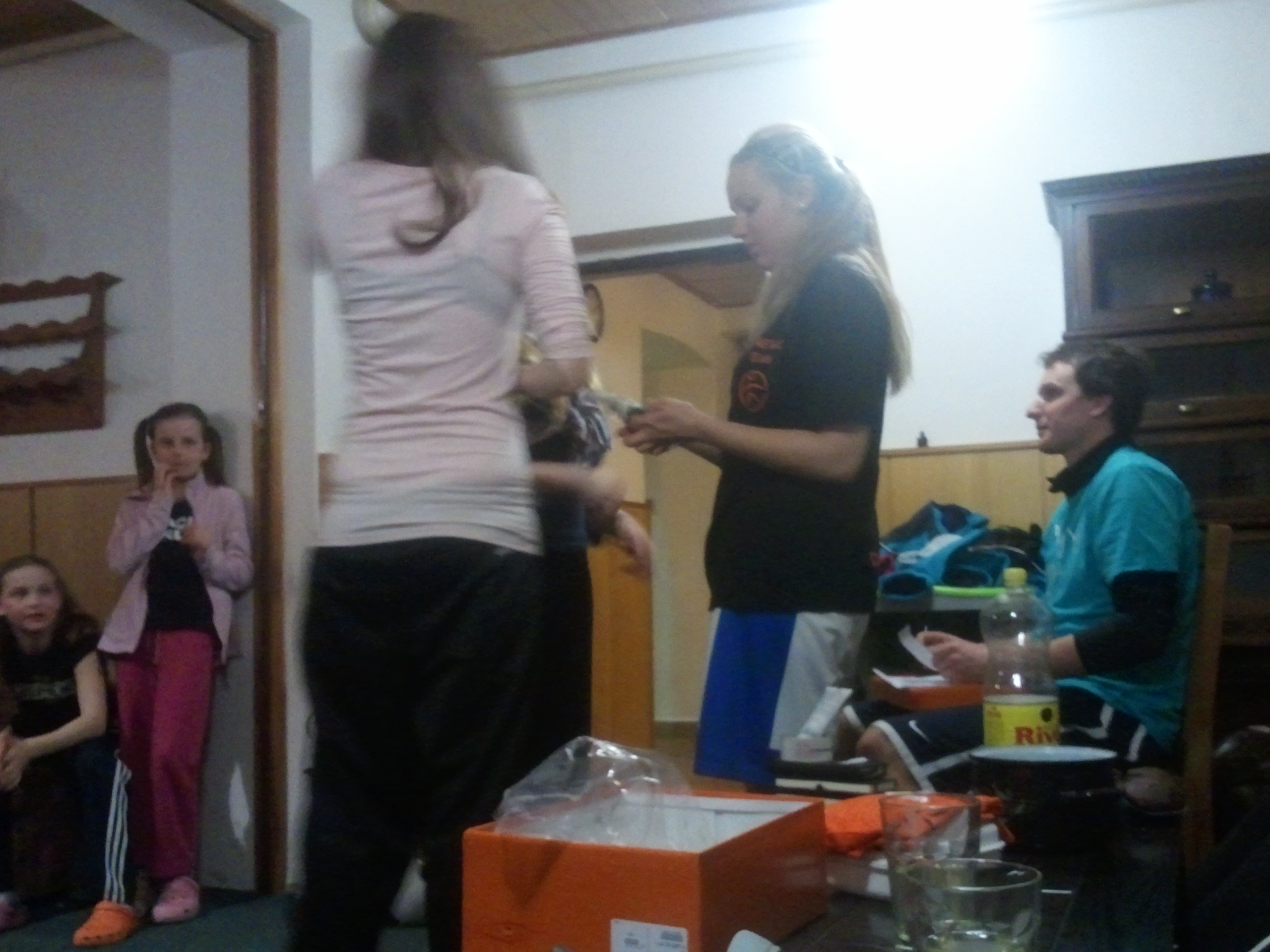 2012-03-06 21.23.12